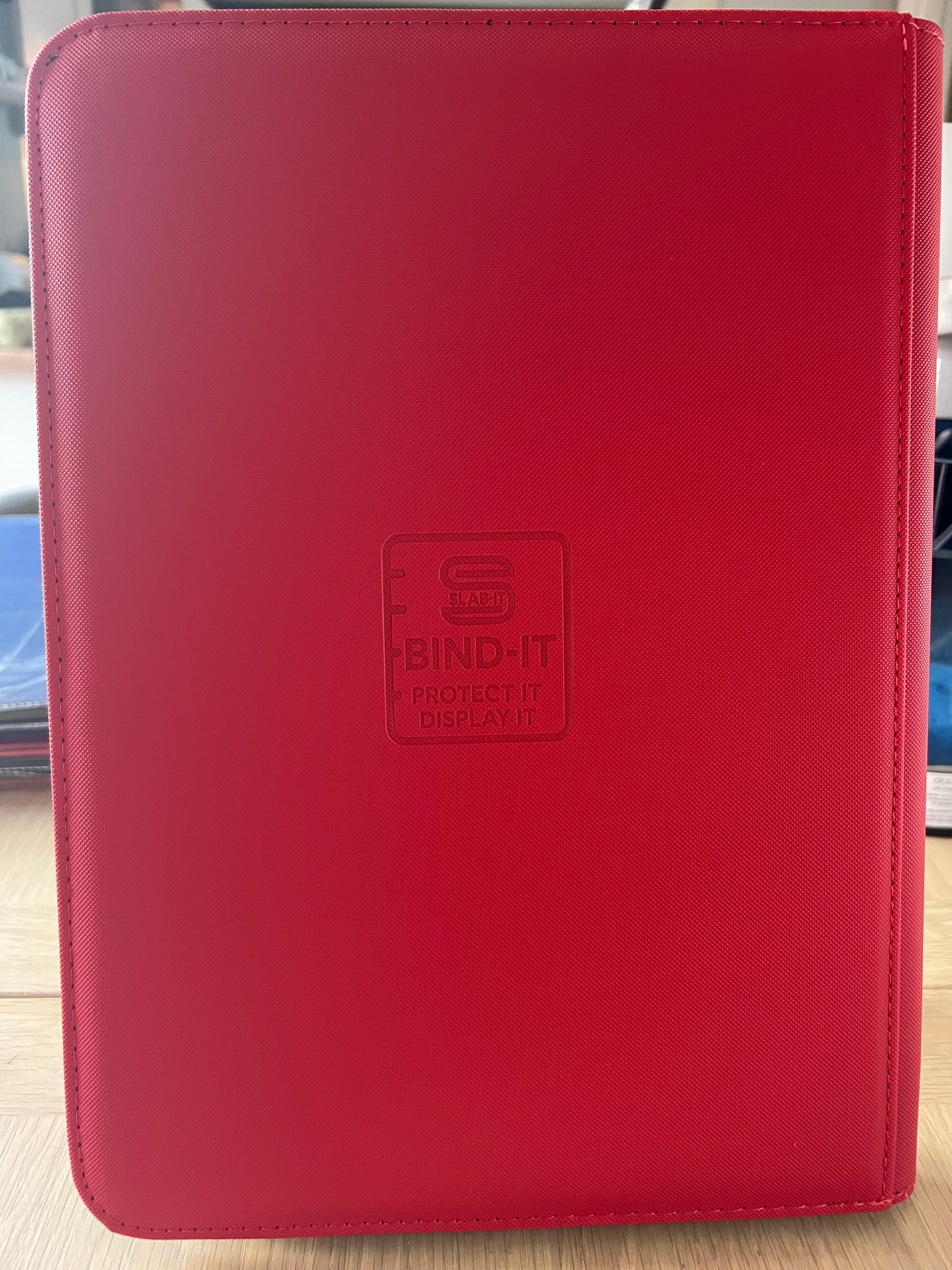 Bind-It - Premium 9 Page Pocket Binder 360 Cards - Red